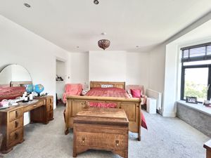 Photo 22- click for photo gallery